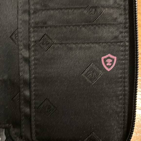 Vera Bradley RFID All In One Crossbody Bag - Picture 6 of 8